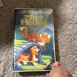 Disney's The Fox and the Hound VHS - Blue and Orange Cover